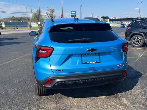 New 2026 Chevrolet Trax RS FWD image 4