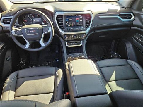 Certified 2023 GMC Acadia SLT w/ Preferred Package AWD/4WD image 17