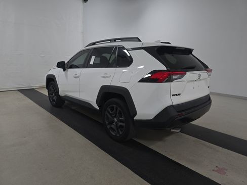 Used 2023 Toyota RAV4 Adventure w/ Convenience Package AWD/4WD image 7