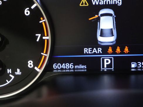 Used 2024 Nissan Altima 2.5 SV AWD/4WD image 38
