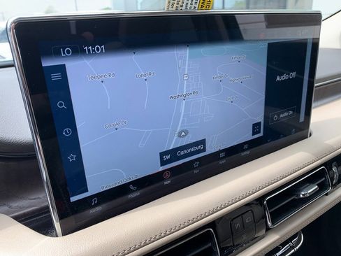 Certified 2022 Lincoln Nautilus Reserve AWD/4WD image 26
