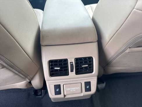Used 2018 Subaru Outback 2.5i Limited AWD/4WD image 19