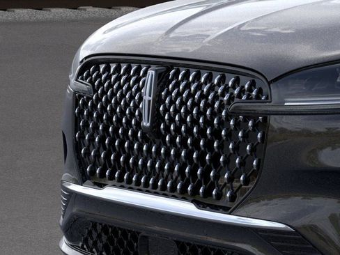 New 2026 Lincoln Aviator Black Label AWD/4WD image 17