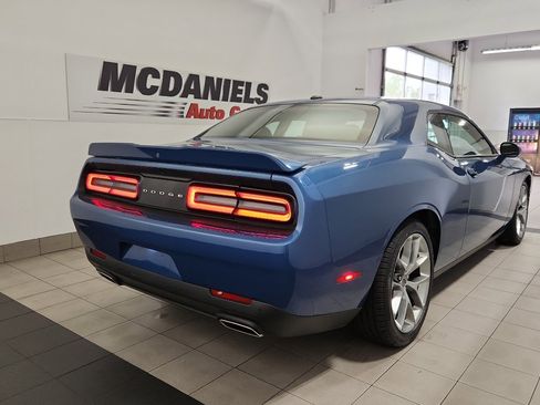 Used 2022 Dodge Challenger GT RWD image 4