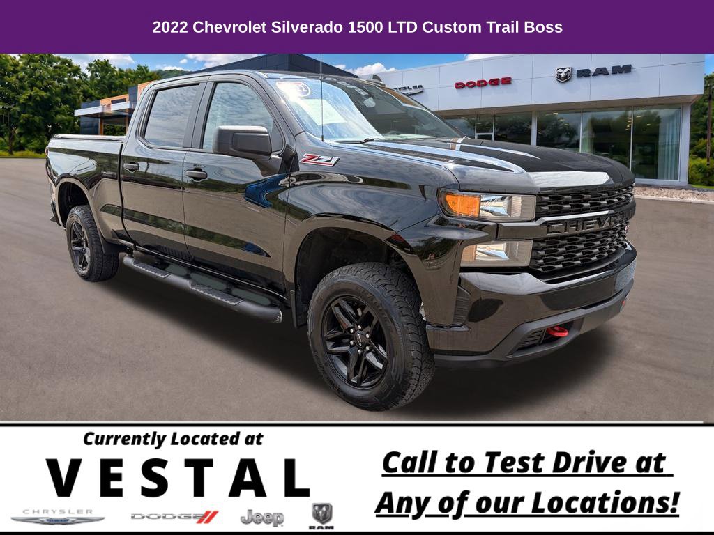 Used 2022 Chevrolet Silverado 1500 Custom Trail Boss w/ LPO, Dark Essentials Package AWD/4WD image 4