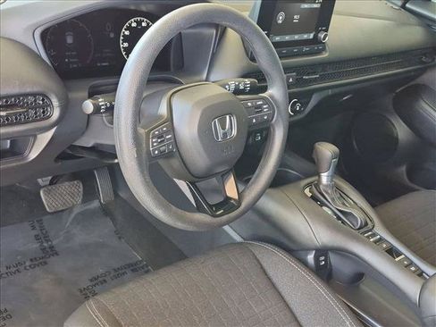 Used 2025 Honda HR-V LX image 10