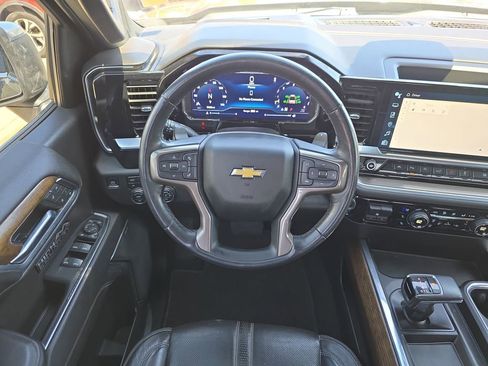 Used 2022 Chevrolet Silverado 1500 High Country image 15