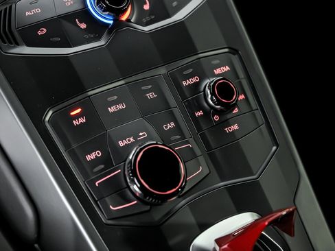 Used 2015 Lamborghini Huracan LP 610-4 image 35