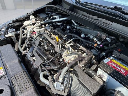 Used 2021 Toyota Corolla SE w/ Carpet Mat Package (TMS) FWD image 15