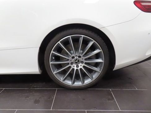 Used 2022 Mercedes-Benz E 450 E 450 2D Coupe image 10