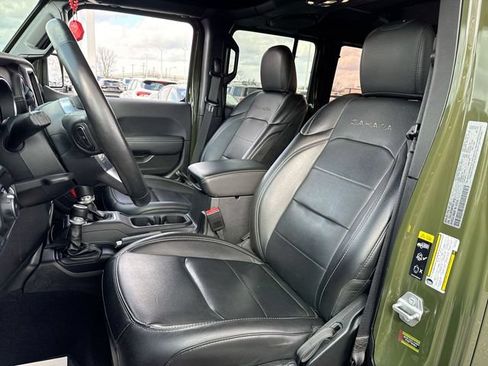 Used 2023 Jeep Wrangler Unlimited Sahara w/ Cold Weather Group AWD/4WD image 11