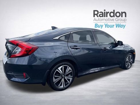 Used 2017 Honda Civic EX-T image 9