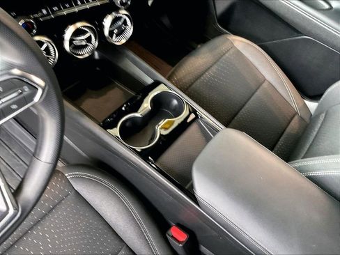 New 2025 Chevrolet Blazer EV LT AWD/4WD image 12
