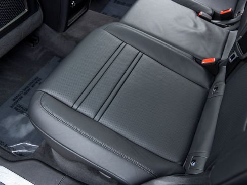 Certified 2025 Porsche Cayenne S image 42