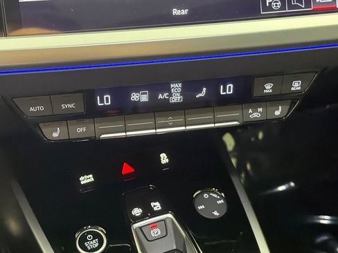 Used 2024 Audi Q4 e-tron Premium Plus w/ Premium Plus AWD/4WD image 20