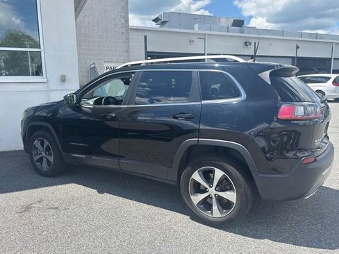 Used 2019 Jeep Cherokee Limited AWD/4WD image 15
