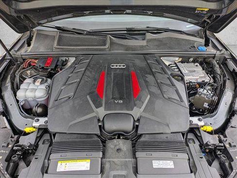 Used 2021 Audi SQ7 Premium Plus w/ Executive Package image 25