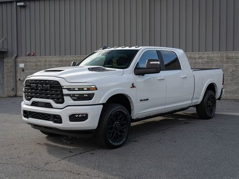 New 2026 RAM 2500 Limited AWD/4WD image 11