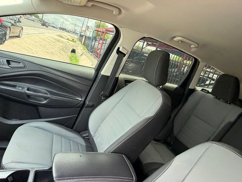 Used 2019 Ford Escape S FWD image 27