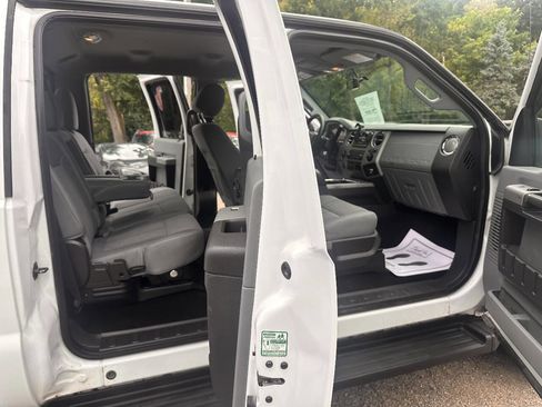 Used 2016 Ford F250 XLT w/ XLT Value Package image 7