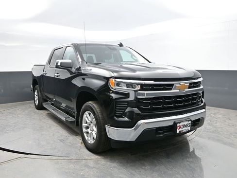 Used 2024 Chevrolet Silverado 1500 LT image 4