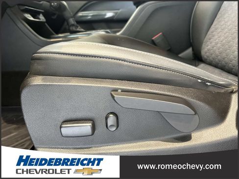 Used 2016 Chevrolet Colorado Z71 AWD/4WD image 14