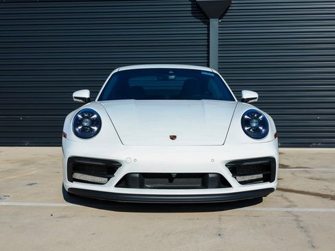 Certified 2024 Porsche 911 Carrera GTS image 10