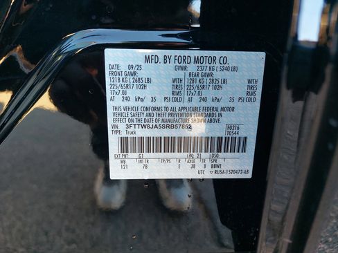 Used 2025 Ford Maverick XLT w/ Equipment Group 302A image 39