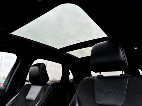 Used 2020 Ford Edge ST w/ Equipment Group 401A image 22