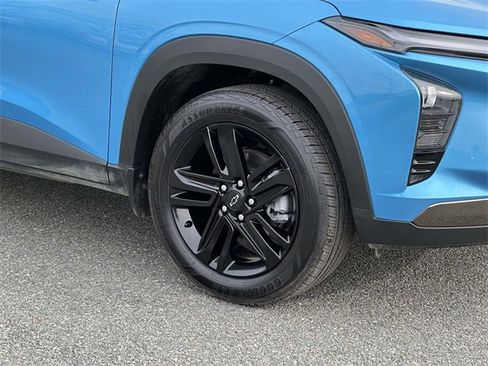 Used 2025 Chevrolet Trax ACTIV w/ Driver Confidence Package image 8