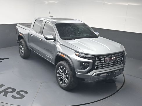 Used 2025 GMC Canyon Denali AWD/4WD image 22