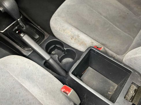 Used 2005 Hyundai Elantra GLS FWD image 29