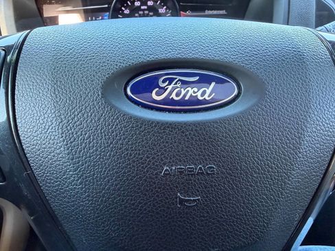 Used 2019 Ford Explorer XLT w/ Equipment Group 202A image 21