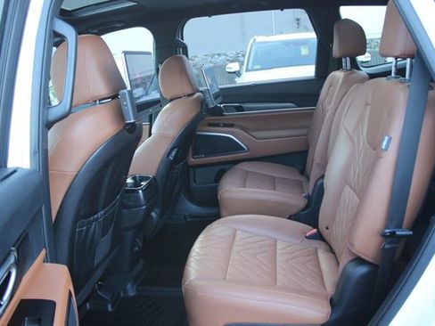 Used 2024 Kia Telluride SX X-Line AWD/4WD image 27