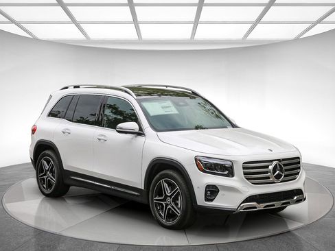 New 2026 Mercedes-Benz GLB 250 image 5