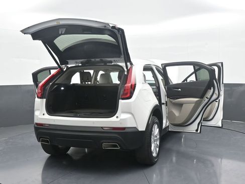 Used 2023 Cadillac XT4 Luxury image 5