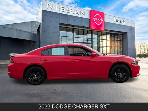 Used 2022 Dodge Charger SXT image 6