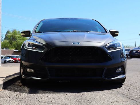 Used 2018 Ford Focus ST FWD image 17