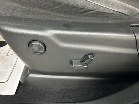 Used 2020 Dodge Durango SXT image 12