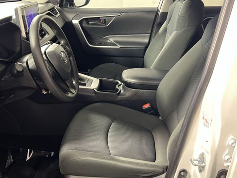 Used 2025 Toyota RAV4 LE FWD image 13