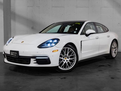 Certified 2018 Porsche Panamera image 1