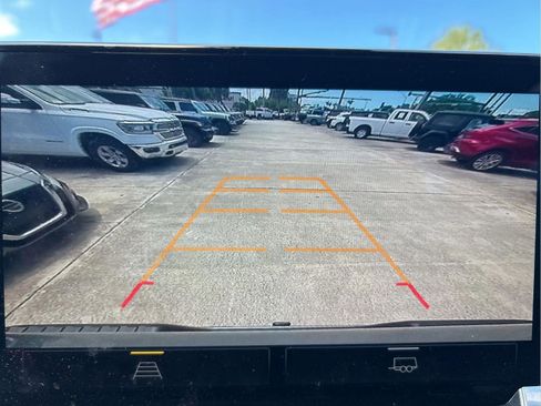 Used 2023 Chevrolet Silverado 1500 RST w/ Z71 Off-Road Package AWD/4WD image 29