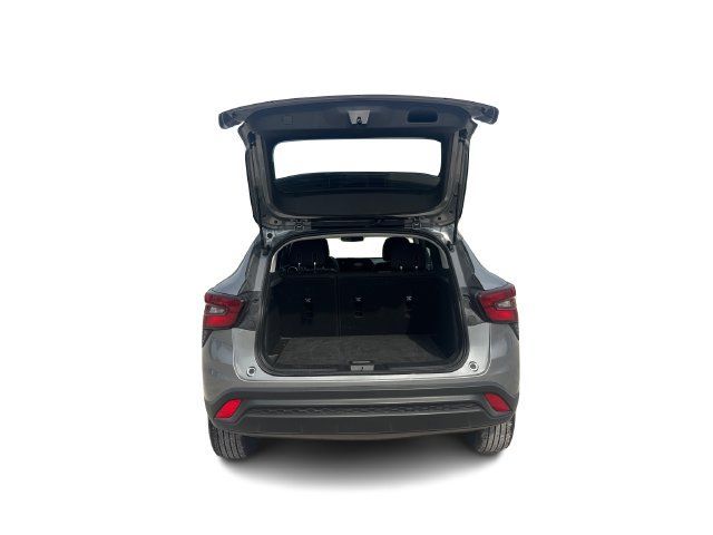 Used 2026 Chevrolet Trax LS FWD image 12