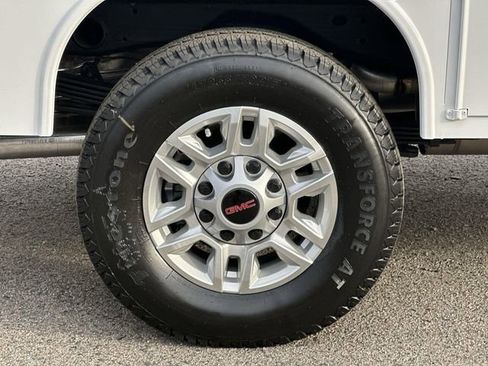 New 2025 GMC Sierra 2500 Pro w/ Convenience Package RWD image 30