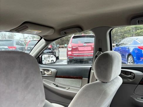 Used 2004 Chevrolet Impala LS w/ Preferred Equipment Group image 22