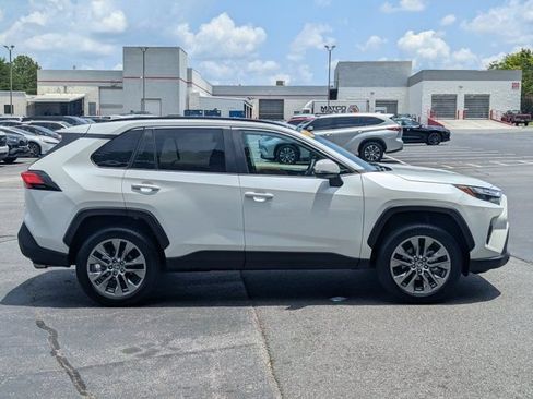 Used 2025 Toyota RAV4 XLE Premium w/ Weather Package FWD image 8