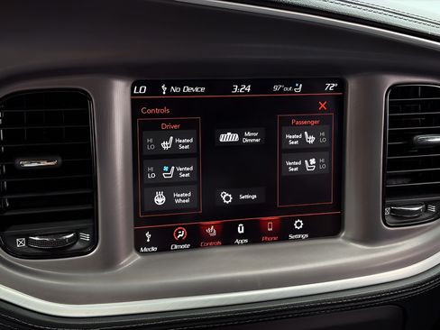 Used 2022 Dodge Charger R/T w/ Plus Group RWD image 9
