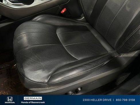 Used 2018 Land Rover Range Rover Evoque SE AWD/4WD image 19