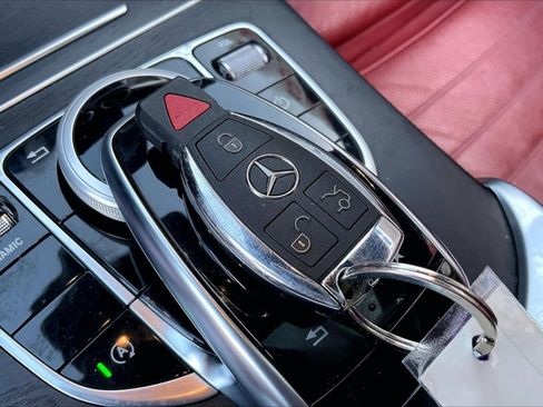 Used 2017 Mercedes-Benz C 300 Coupe image 11