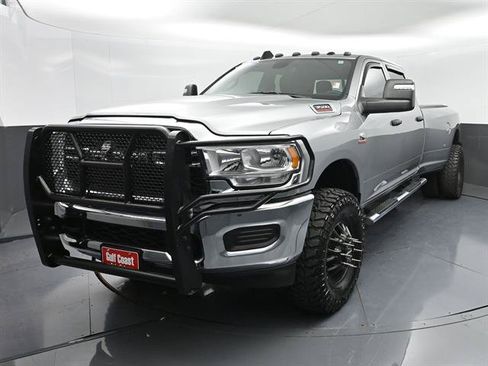 Used 2024 RAM 3500 Tradesman w/ Chrome Appearance Group AWD/4WD image 50